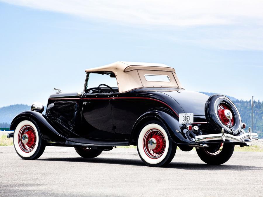  Ford V8 Deluxe Roadster 1934 года  (фото 26 из 30)